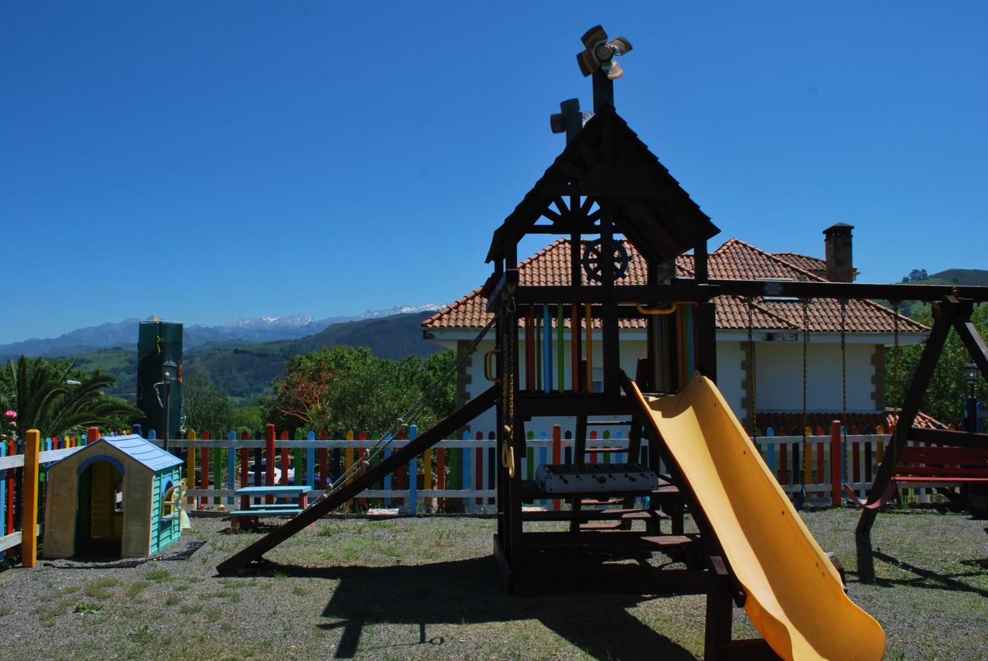 Aptos Rurales Mirador Picos De Europa Apartment Cangas de Onis Exterior photo