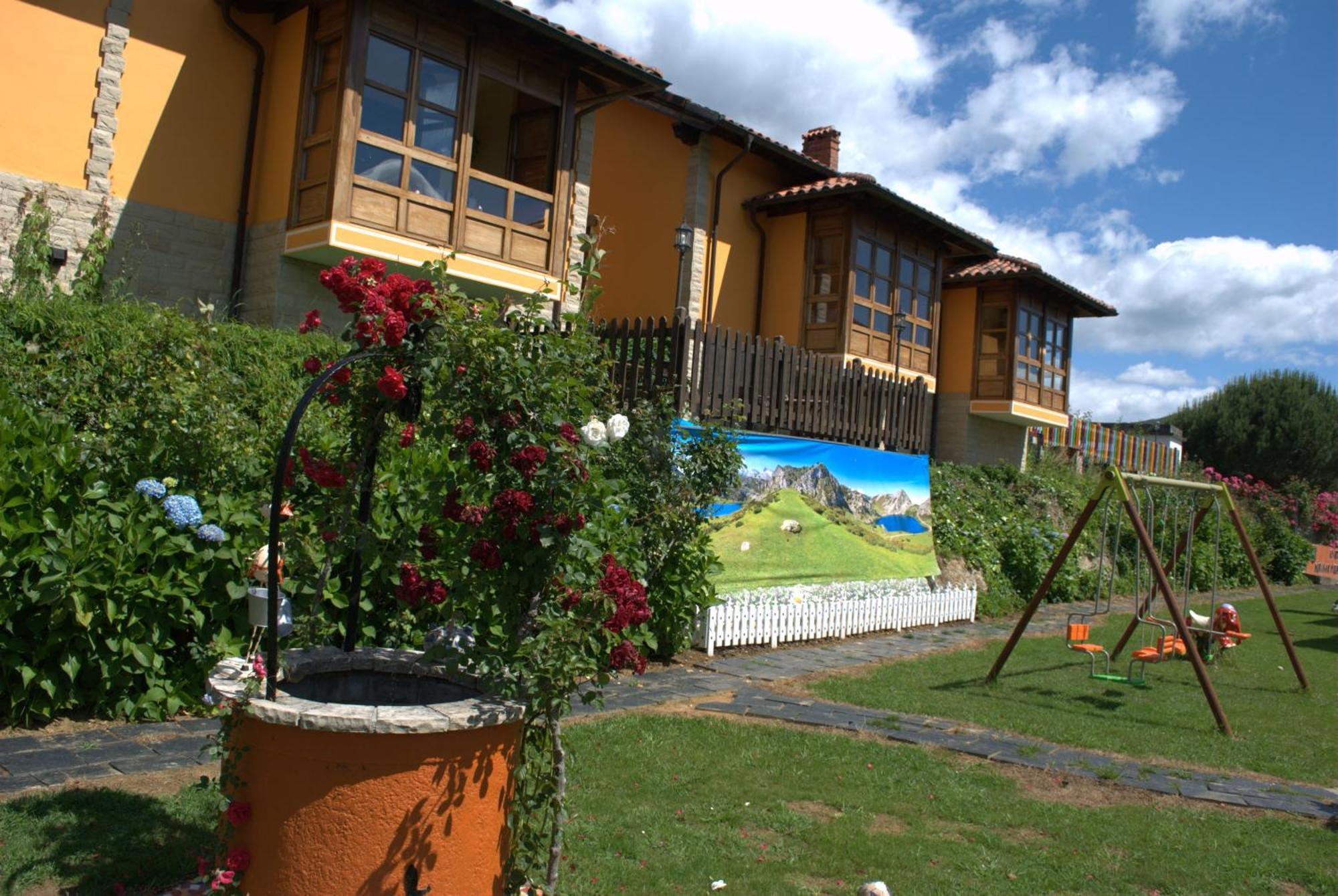 Aptos Rurales Mirador Picos De Europa Apartment Cangas de Onis Exterior photo