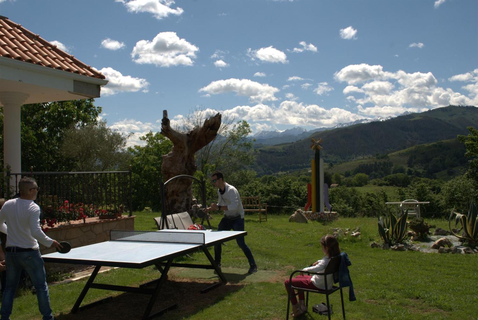 Aptos Rurales Mirador Picos De Europa Apartment Cangas de Onis Exterior photo